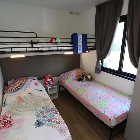 Casa Mobile Gustocamp A אתר קמפינג *